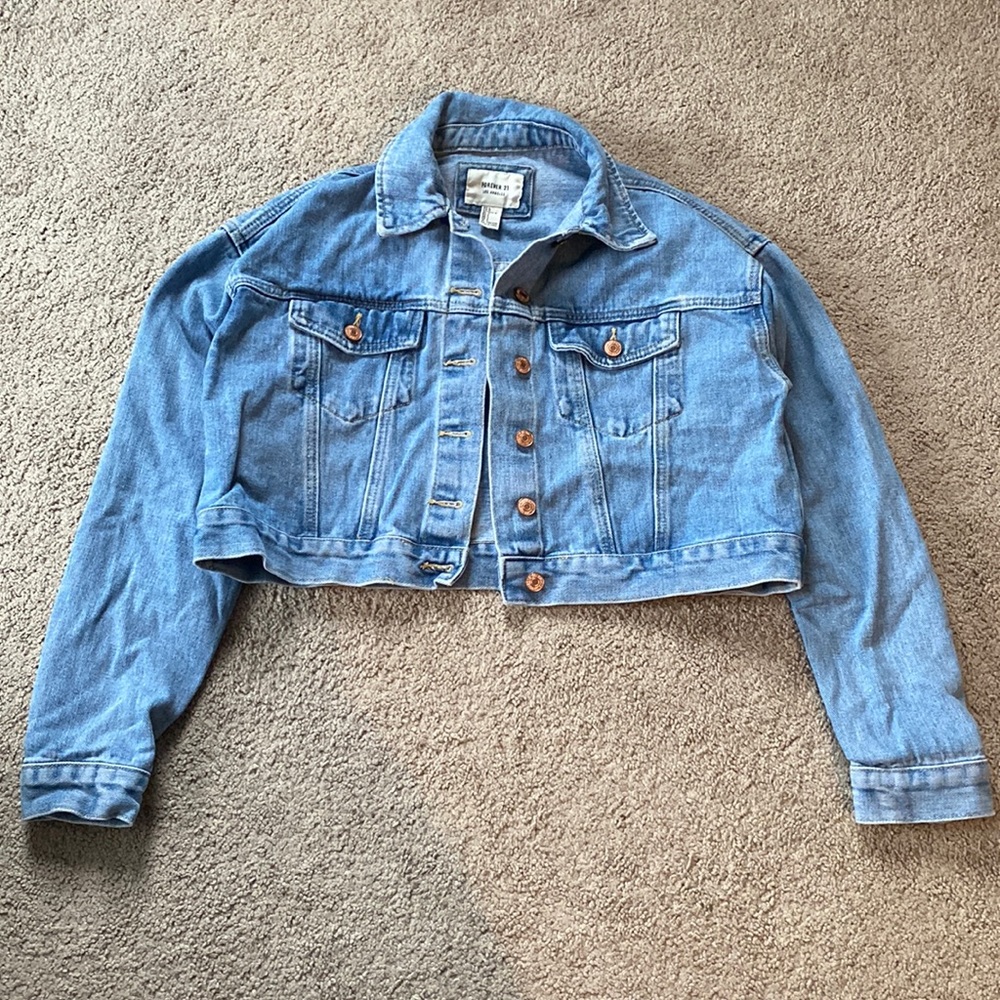 Forever 21 Cropped Denim Jacket BRAND NEW